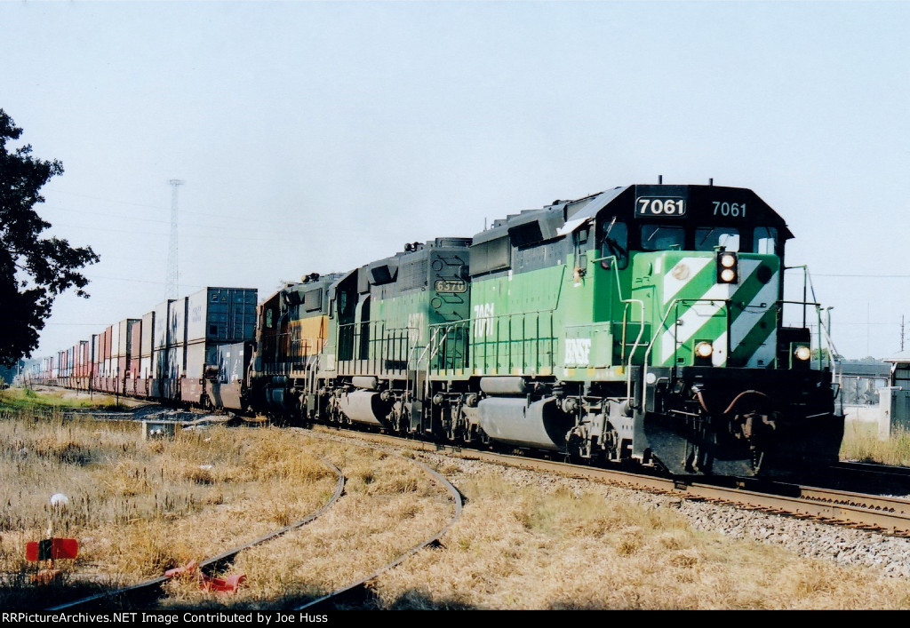 BNSF 7061 East